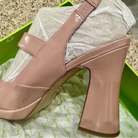 Sam Edelman NWT Pale Pink Patent Leather Heels with Square Toe - Picture 5 of 10